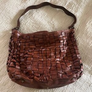 Campomaggi Edera Shoulder Bag in Cognac